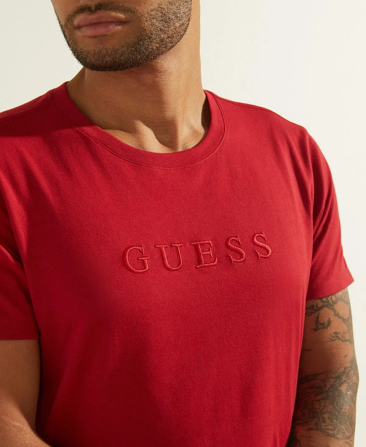 Men's T-shirt with embroidered GUESS logo, multi