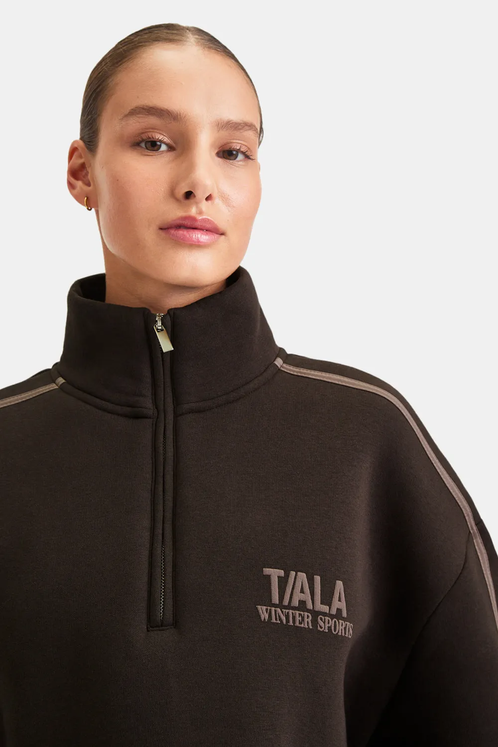 TALA WINTER SPORTS OVERSIZED QUARTER ZIP SWEATSHIRT - AMERICANO