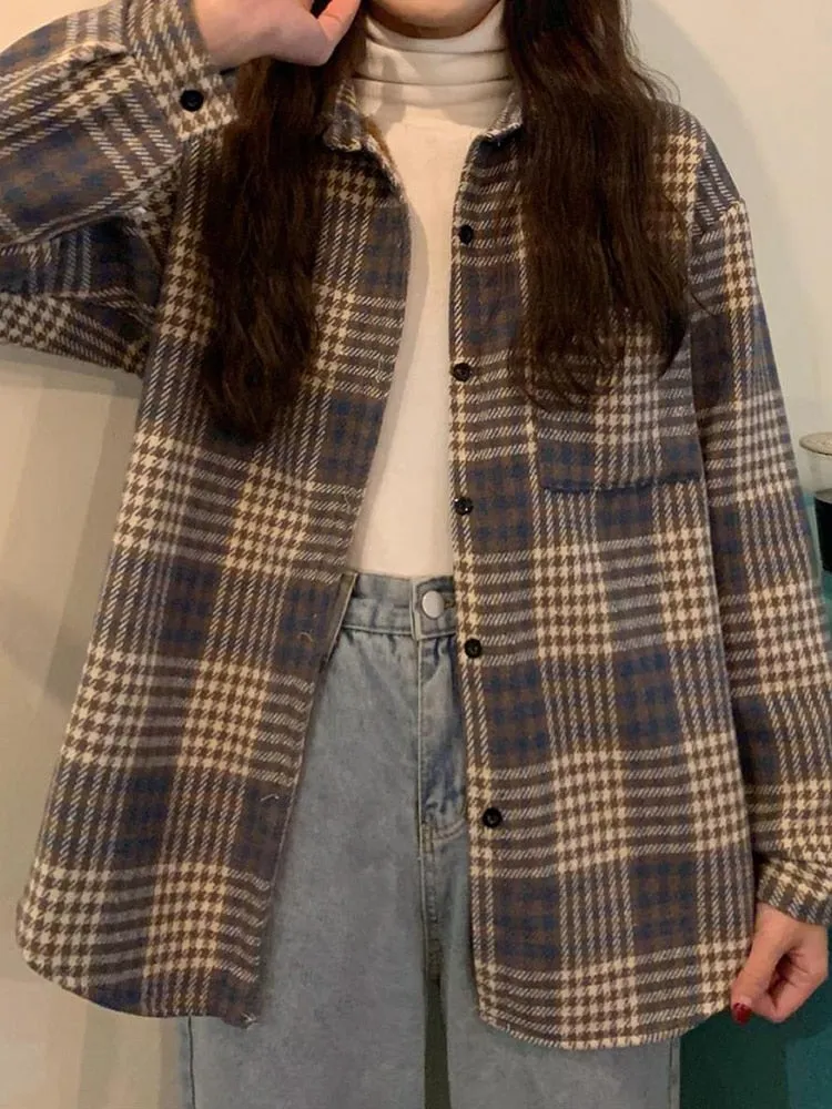 Thick Women Plaid Shirts Korean Winter Warm Fleece Button Up Tops Vintage Turn Down Collar Loose Casual Woolen Female Coats